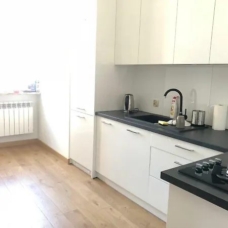 Apartament Z Balkonem 아파트 *